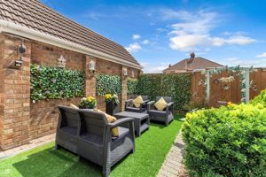 Photo 33- click for photo gallery